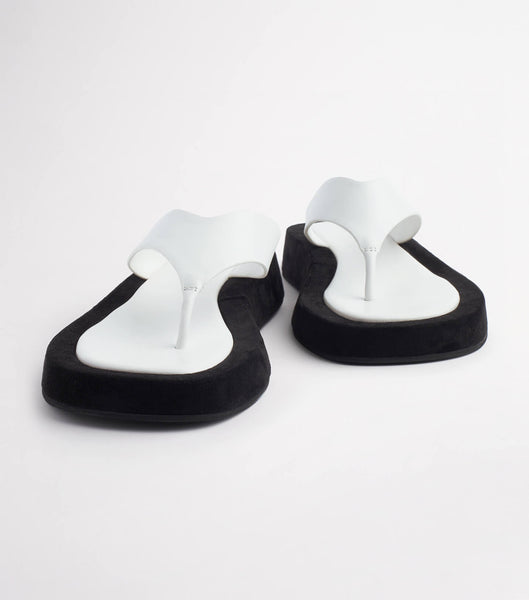 Sandalias de Diapositivas Tony Bianco Ives Milk Capretto 3.5cm Blancas | FCOUI35124